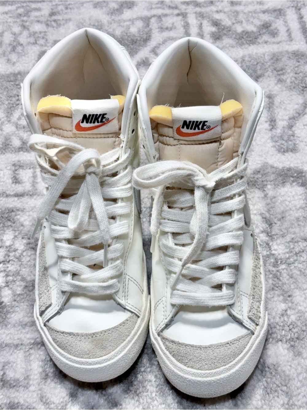 Nike Blazer Mid ‘77 Vintage Women’s Size 8